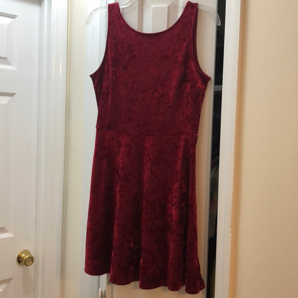 Red crushed velvet H&M holiday dress